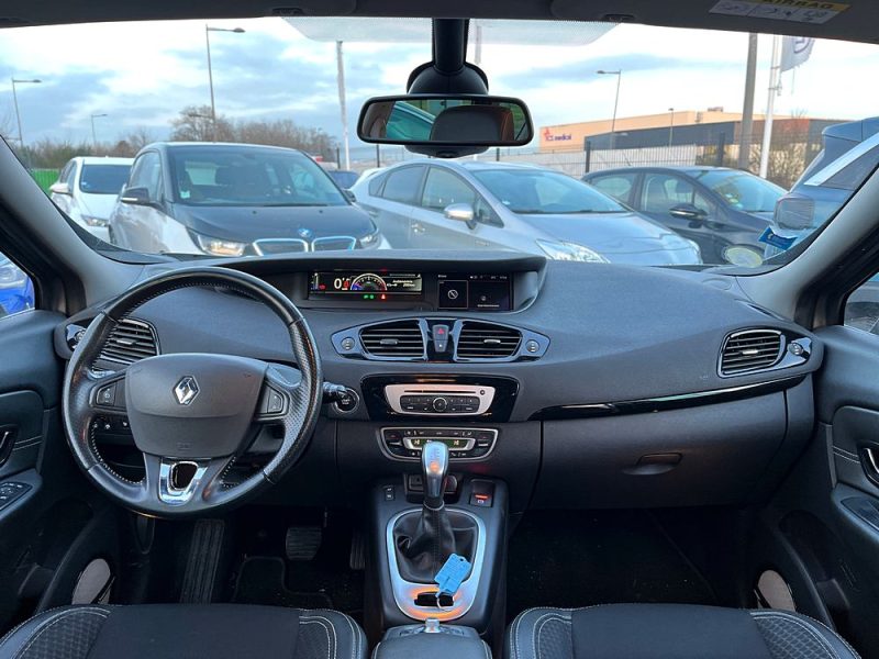 RENAULT Grand SCENIC