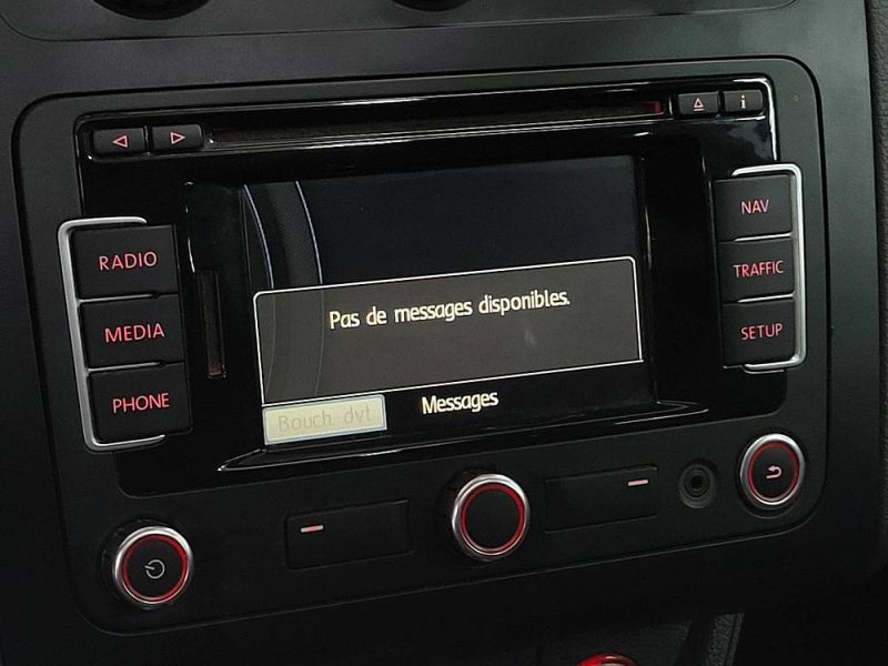 VOLKSWAGEN TOURAN 1.6 TDI 105cv BlueMotion Cup BVM6 7 Places