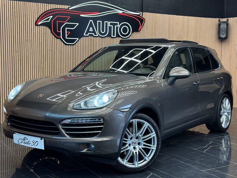 PORSCHE CAYENNE 2012