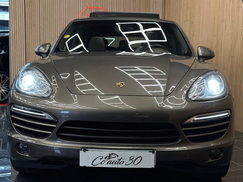 PORSCHE CAYENNE 2012
