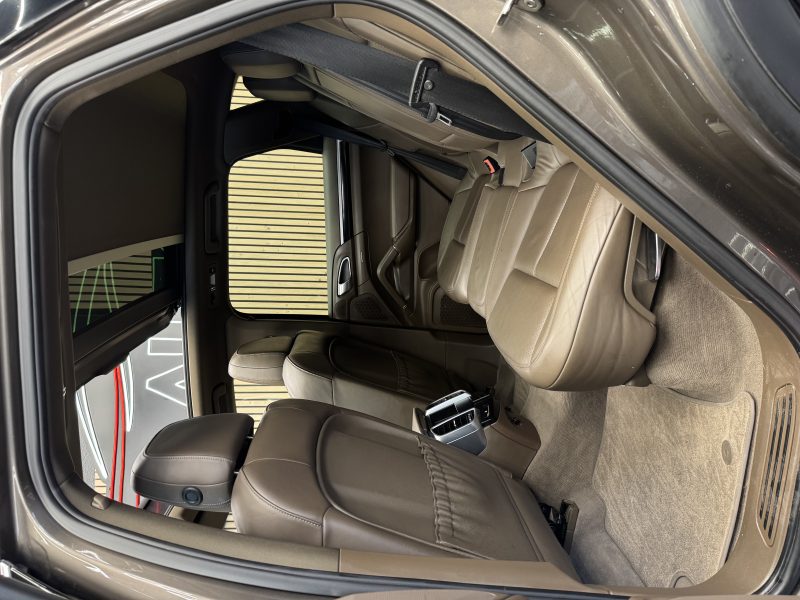 PORSCHE CAYENNE 2012