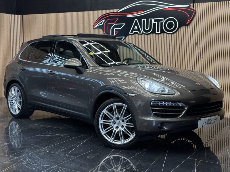 PORSCHE CAYENNE 2012