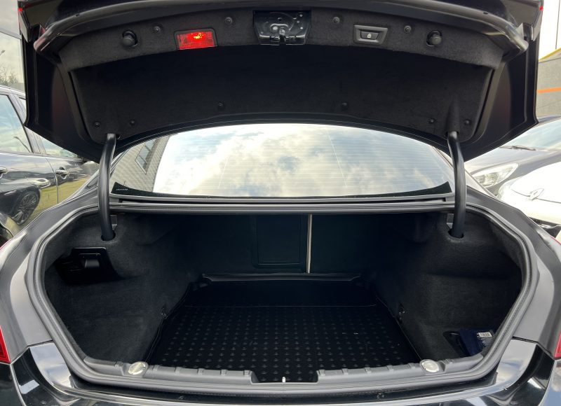 BMW SERIE 6 GRAN COUPE F06 EXCLUSIVE 640D XDRIVE 3.0 6 CYLINDRES 313 Cv BVA8 5 PLACES Garantie 1 an