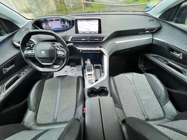 PEUGEOT 5008 ALLURE  2020