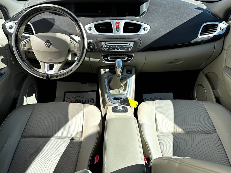 RENAULT MEGANE SCENIC 2010