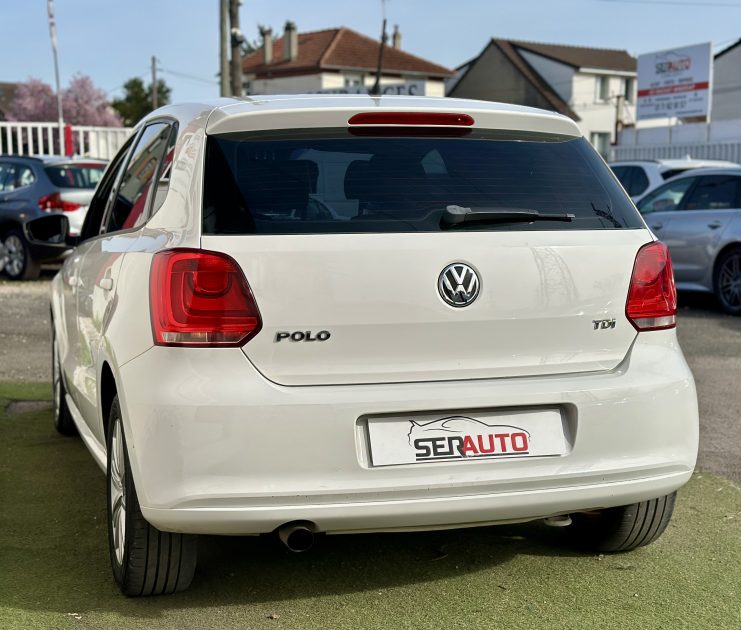 VOLKSWAGEN POLO 2011