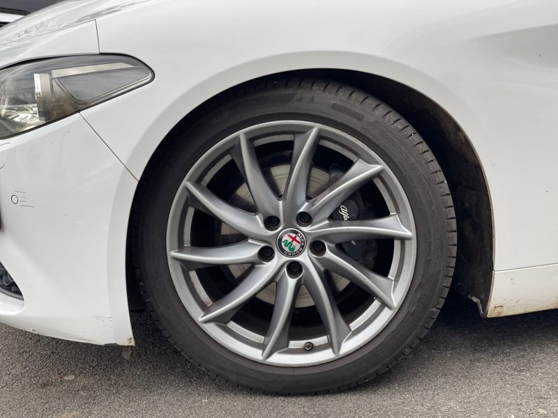 ALFA ROMEO GIULIA 2.2 JTD 16V SUPER AT8 GARANTIE 6 MOIS