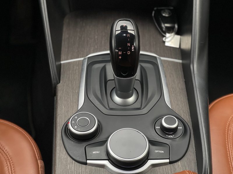 ALFA ROMEO GIULIA 2.2 JTD 16V SUPER AT8 GARANTIE 6 MOIS