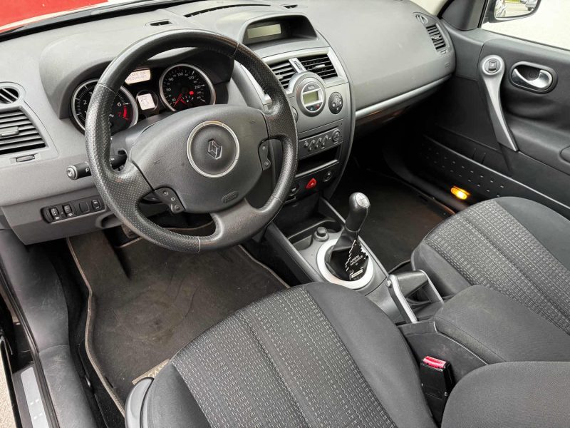 RENAULT MEGANE II (2) 1.6 16V 115 DYNAMIQUE 5P GARANTIE 6MOIS