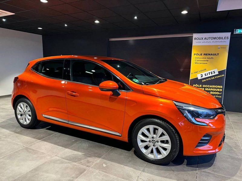 RENAULT Model :CLIO Finition:1.3 TCE 130 EDC INTENS / ECRAN 9.3P