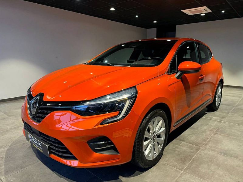 RENAULT Model :CLIO Finition:1.3 TCE 130 EDC INTENS / ECRAN 9.3P