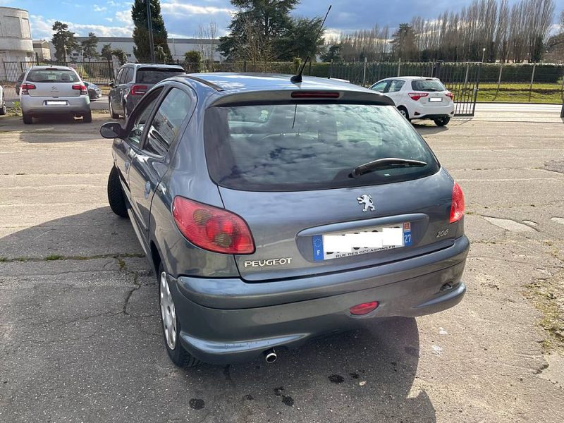 PEUGEOT 206 1.4 75ch 