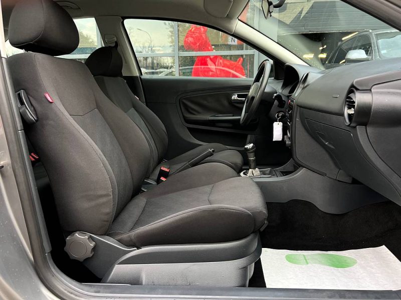 SEAT IBIZA III 1.4 75 Cv FINITION SPORT / PREMIERE MAIN 72 400 Kms CRIT AIR 2 - Garantie 1 an