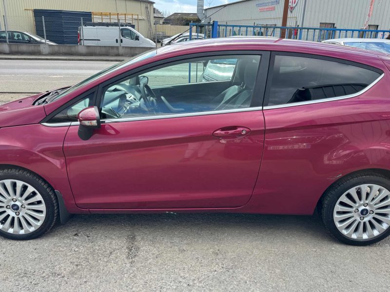 FORD FIESTA 1.6 TDCI 90 TITANIUM