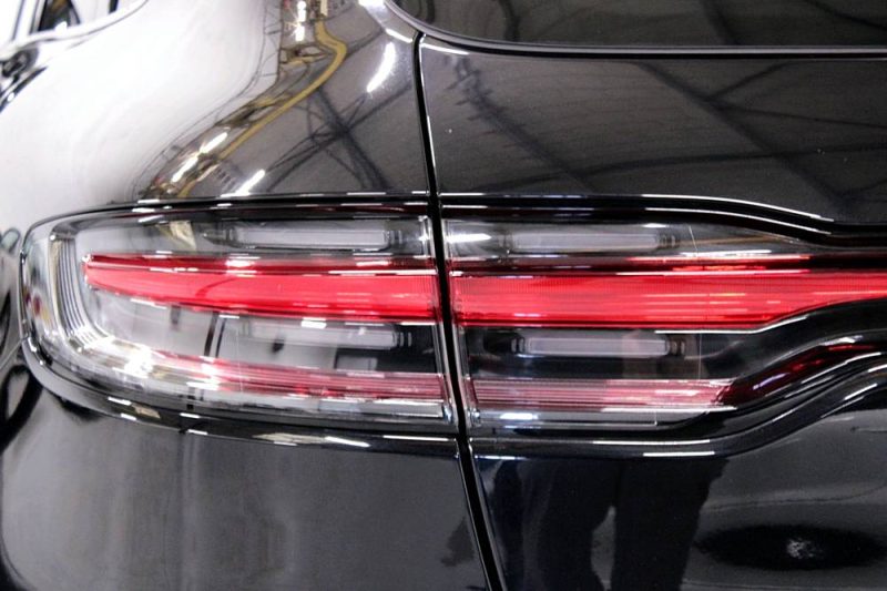 PORSCHE MACAN TURBO 2020