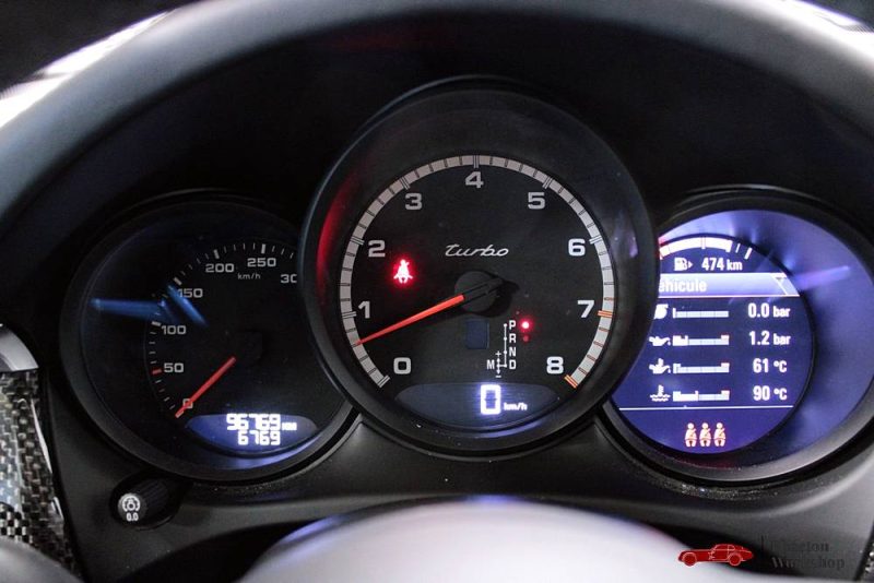 PORSCHE MACAN TURBO 2020