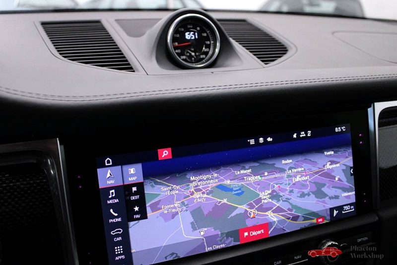 PORSCHE MACAN TURBO 2020