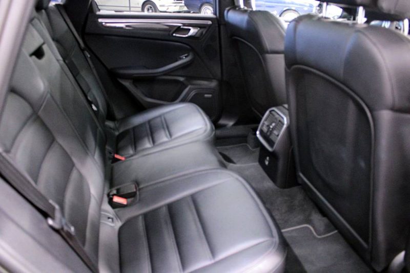 PORSCHE MACAN TURBO 2020