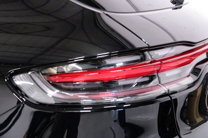 PORSCHE MACAN TURBO 2020