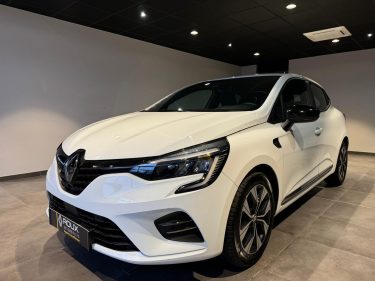 RENAULT CLIO 2021