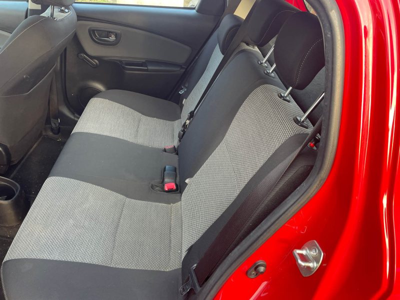 TOYOTA YARIS HYBRID 2016 1.5 VVTi 16V HSD Hybrid 100h E-CVT 75 cv Boîte auto