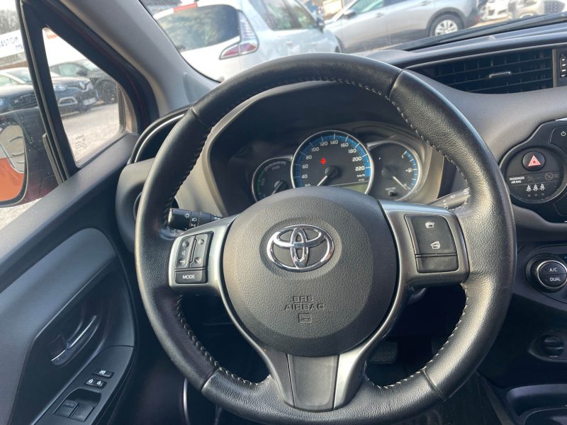 TOYOTA YARIS HYBRID 2016 1.5 VVTi 16V HSD Hybrid 100h E-CVT 75 cv Boîte auto