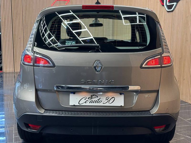 RENAULT MEGANE SCENIC 2012