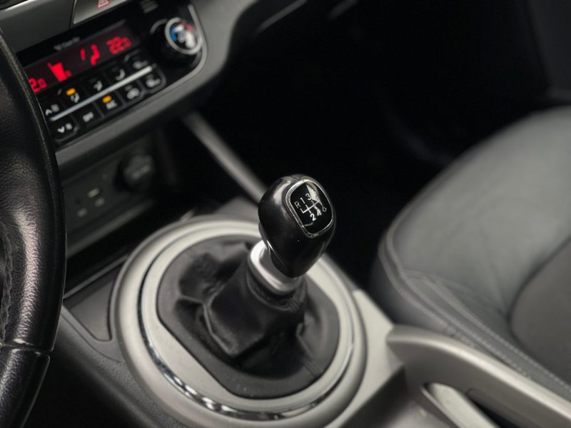 KIA SPORTAGE III Phase 2 1.6 GDi CVVT 16V 4x2 GARANTIE 6 MOIS