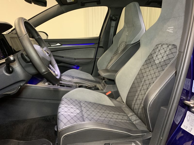 VOLKSWAGEN GOLF 2021