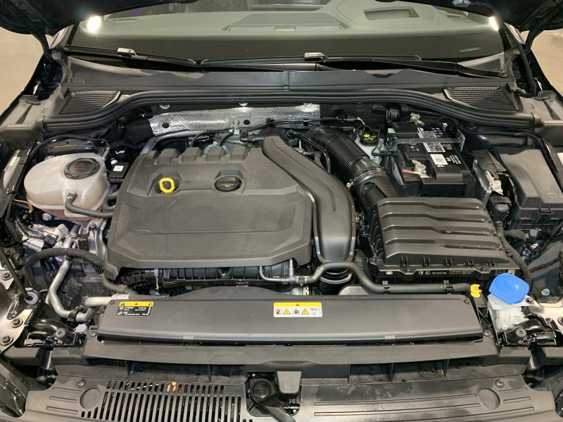 VOLKSWAGEN GOLF 2021