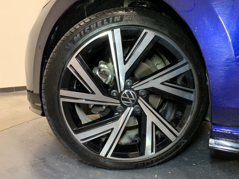 VOLKSWAGEN GOLF 2021