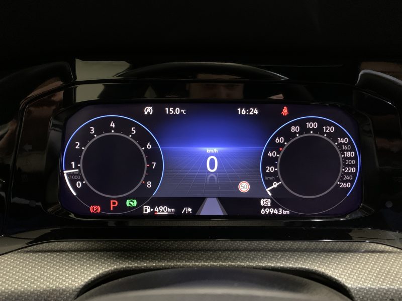 VOLKSWAGEN GOLF 2021