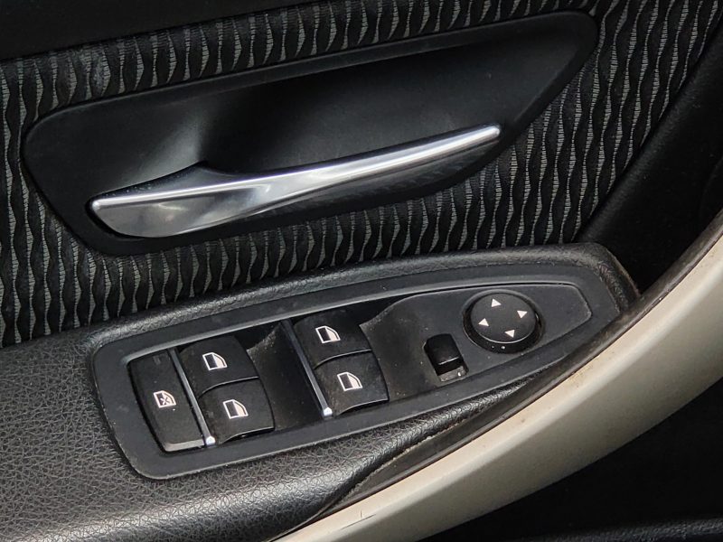 BMW SERIE 3 316d 116cv Lounge BVM6