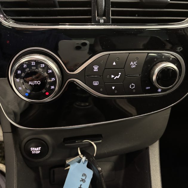 RENAULT CLIO 1.5 DCI 110 cv EDITION ONE Garantie 12 mois