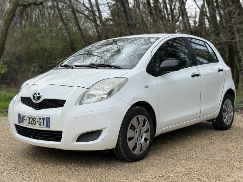 TOYOTA YARIS 1.3 VVT-I 100 BV6 5P