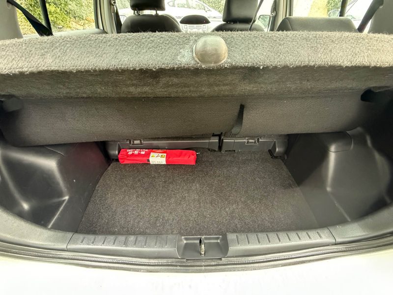 TOYOTA YARIS 1.3 VVT-I 100 BV6 5P