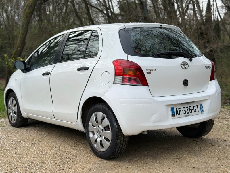 TOYOTA YARIS 1.3 VVT-I 100 BV6 5P