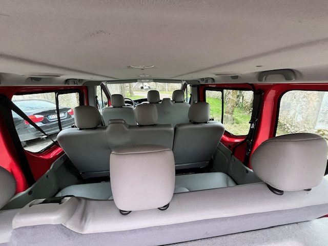 RENAULT TRAFIC PASSENGER  2011