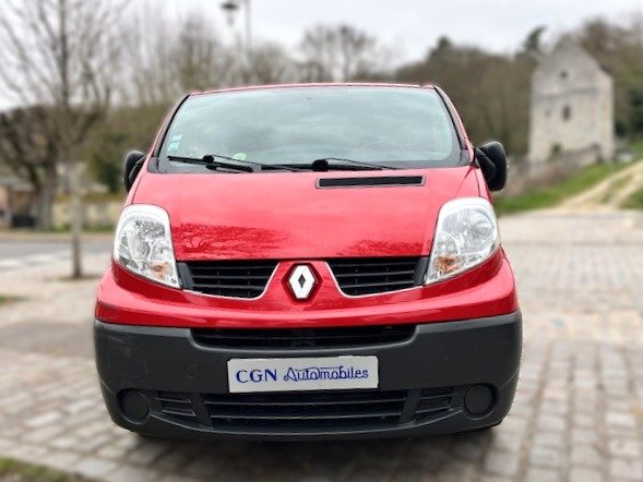 RENAULT TRAFIC PASSENGER  2011