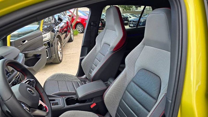 VOLKSWAGEN GOLF 2021