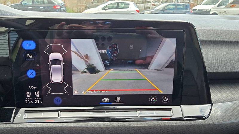 VOLKSWAGEN GOLF 2021