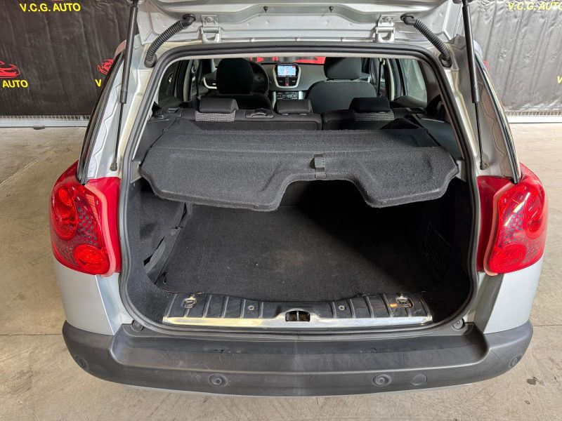 PEUGEOT 207 SW  1.6 HDI 92 Business Pack 