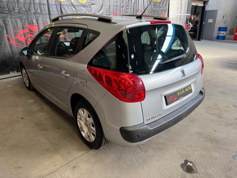 PEUGEOT 207 SW  1.6 HDI 92 Business Pack 