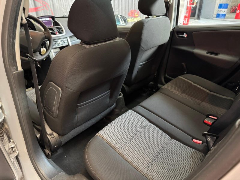 PEUGEOT 207 SW  1.6 HDI 92 Business Pack 