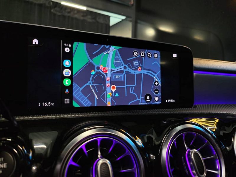 MERCEDES CLASSE A 180 D 116cv AMG LINE / TOIT OUVRANT / CARPLAY / CAMERA 360° / SIEGES ELECTRIQUES /