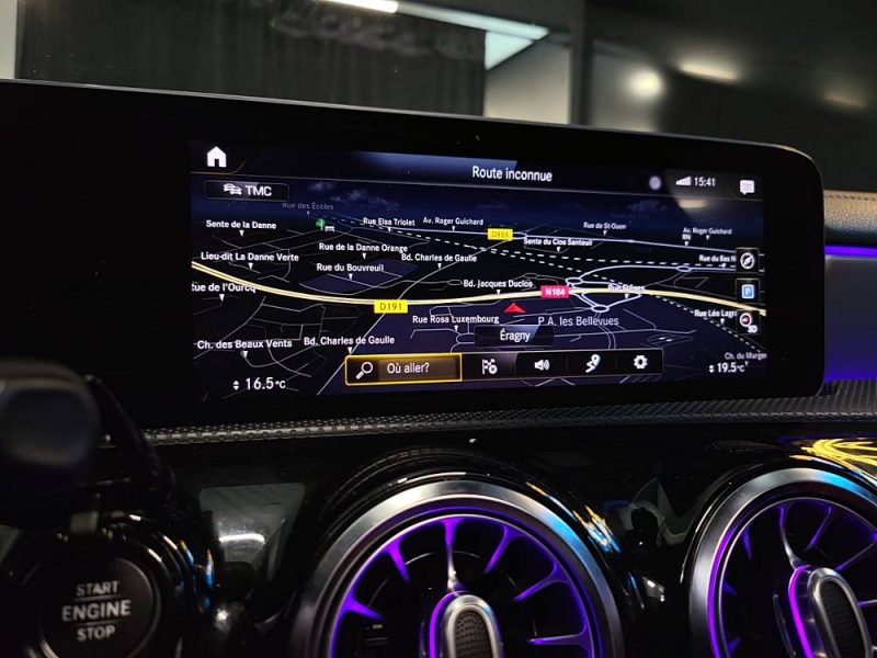 MERCEDES CLASSE A 180 D 116cv AMG LINE / TOIT OUVRANT / CARPLAY / CAMERA 360° / SIEGES ELECTRIQUES /