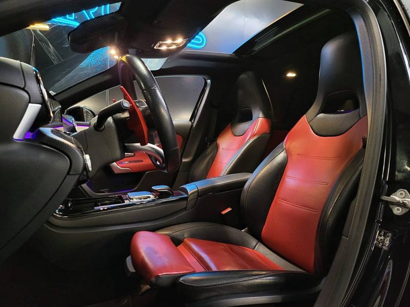 MERCEDES CLASSE A 180 D 116cv AMG LINE / TOIT OUVRANT / CARPLAY / CAMERA 360° / SIEGES ELECTRIQUES /