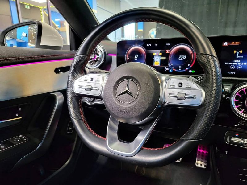 MERCEDES CLASSE CLA 220d 190cv / TOIT OUVRANT + SIEGES CHAUFFANTS + VIRTUAL COCKPIT + ATTELAGE /