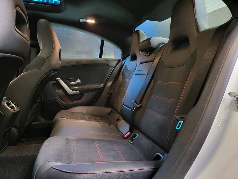 MERCEDES CLASSE CLA 220d 190cv / TOIT OUVRANT + SIEGES CHAUFFANTS + VIRTUAL COCKPIT + ATTELAGE /