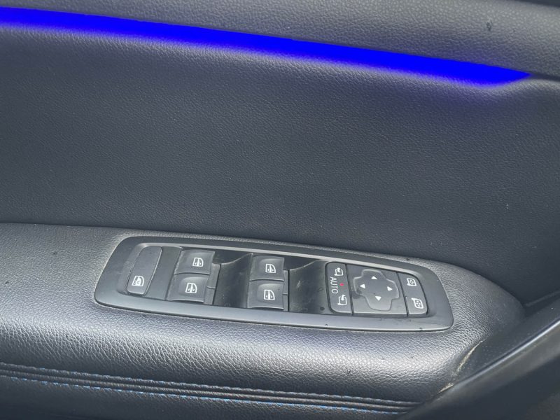 RENAULT  MEGANE  2018 GT 1.6 TCe 16V 4RD EDC7 205 cv Boîte auto